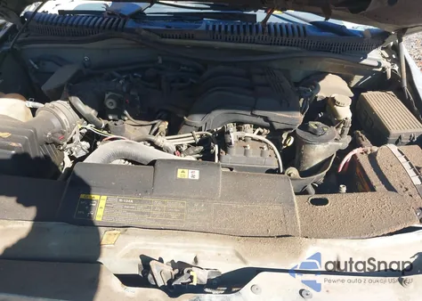 2004 Ford Explorer Nbx/Xlt z USA, uszkodzony, nr VIN 1FMZU73K64UA48579